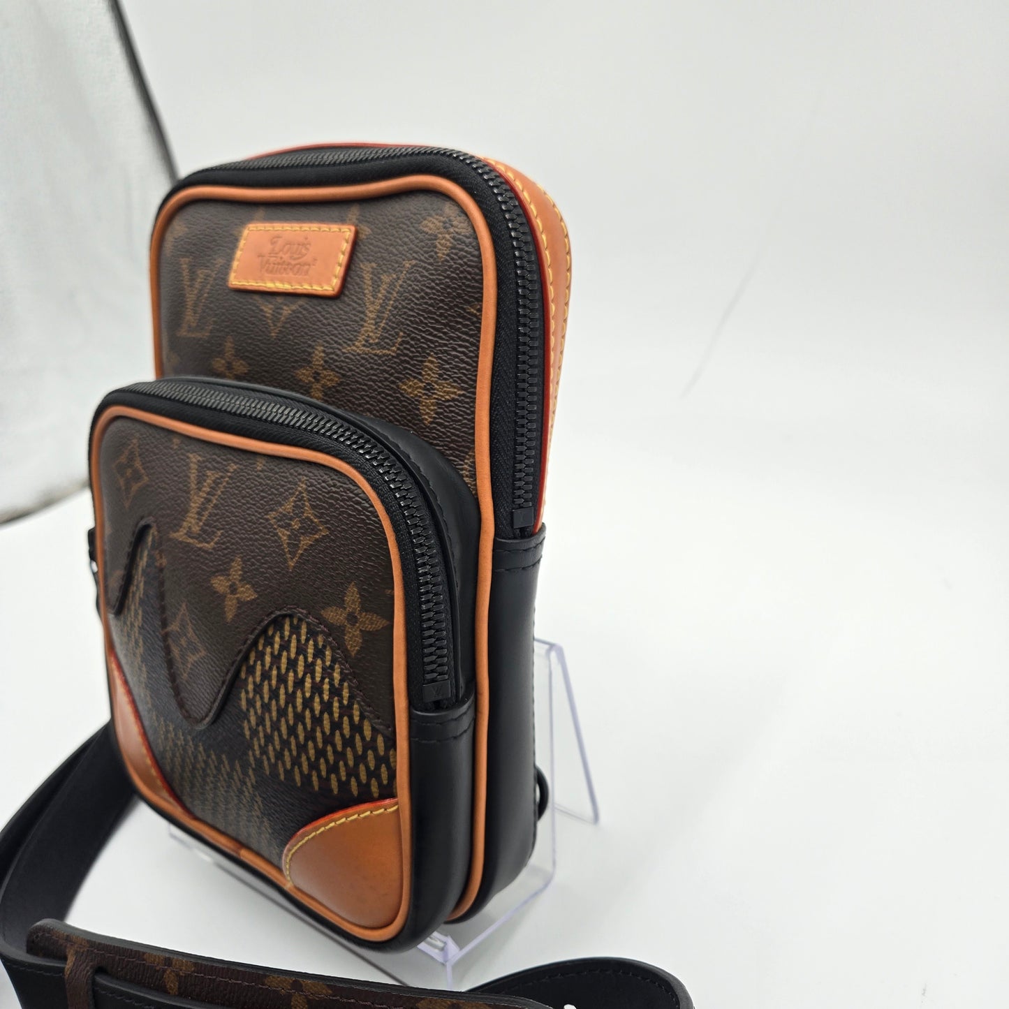 Louis Vuitton Squared Amazon Damier Giant Body - LIMITED EDITION