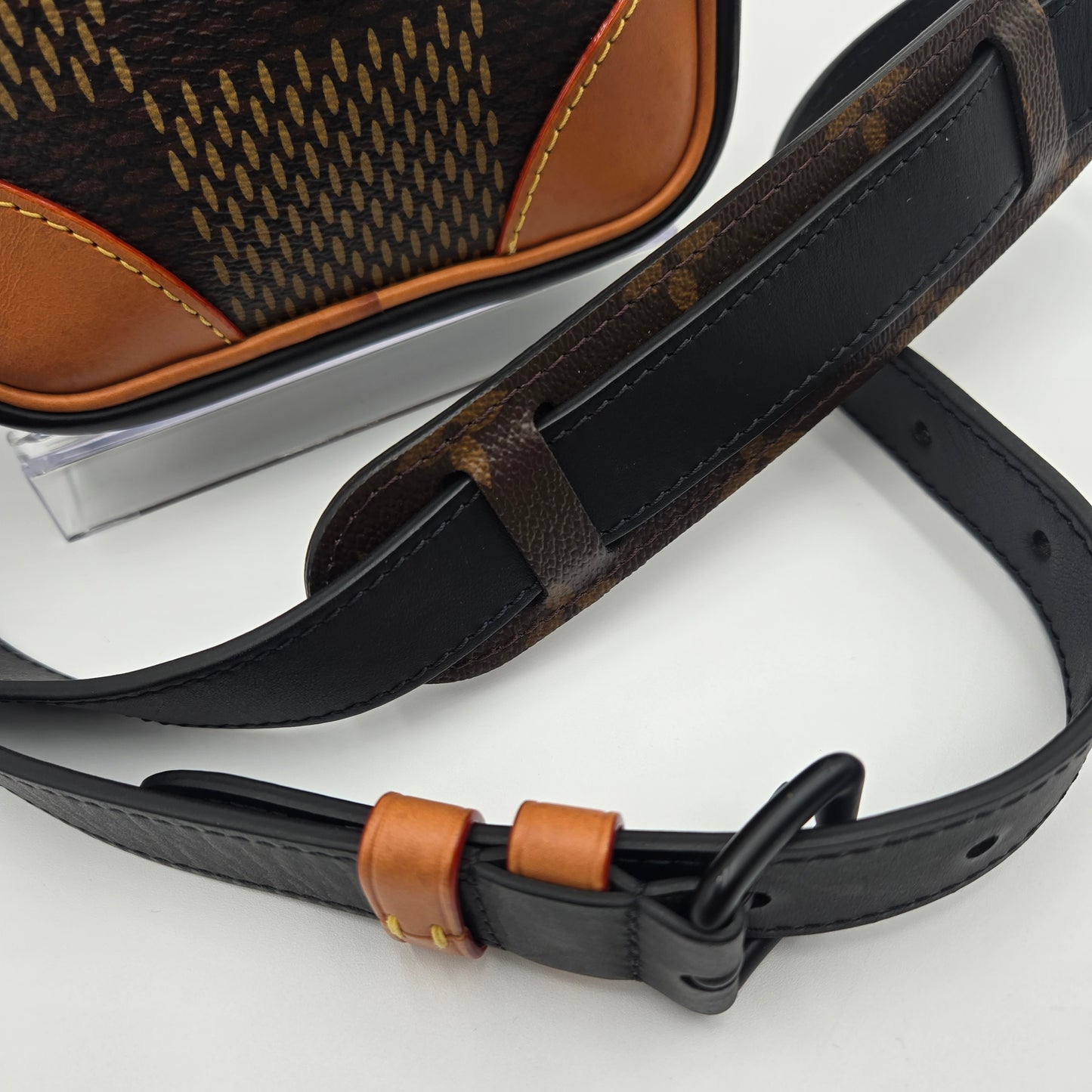 Louis Vuitton Squared Amazon Damier Giant Body - LIMITED EDITION