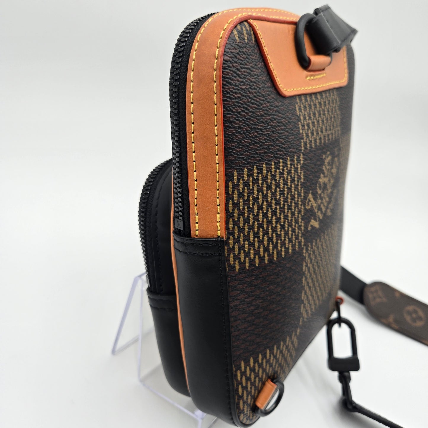 Louis Vuitton Squared Amazon Damier Giant Body - LIMITED EDITION