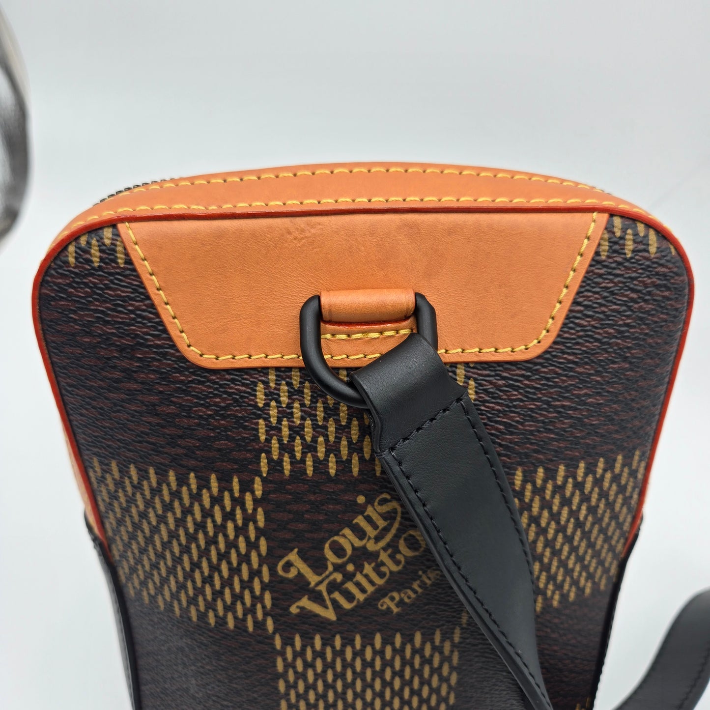 Louis Vuitton Squared Amazon Damier Giant Body - LIMITED EDITION
