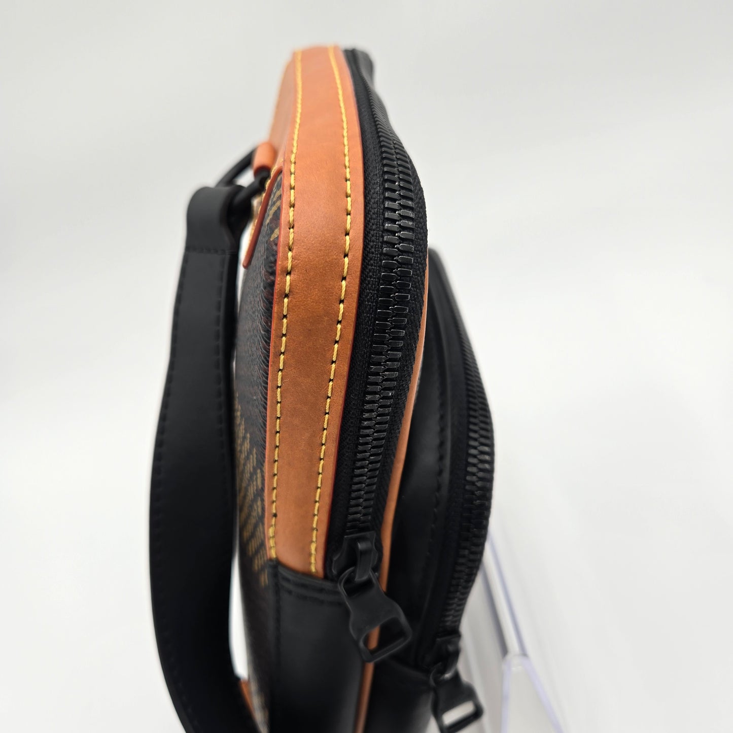 Louis Vuitton Squared Amazon Damier Giant Body - LIMITED EDITION