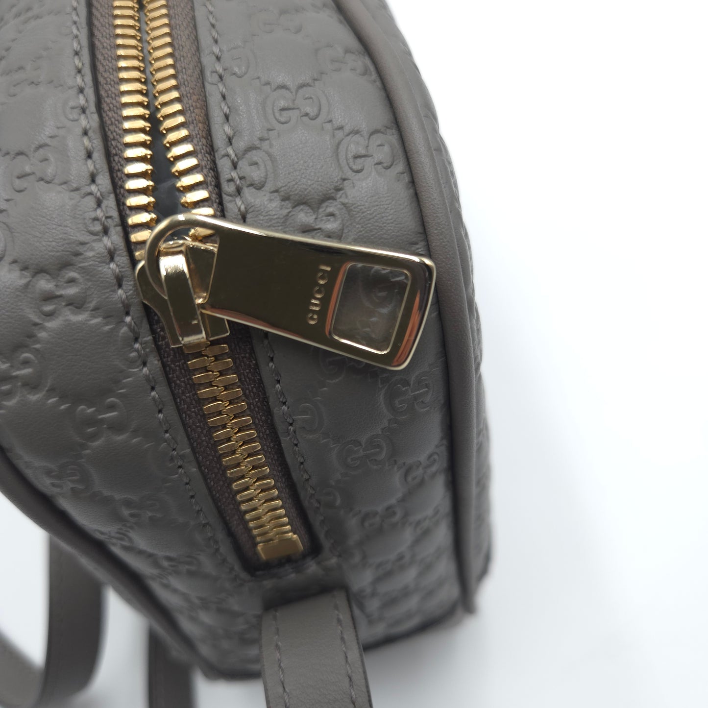 Gucci Microguccissima Leather Bree Grey Crossbody - LIKE NEW