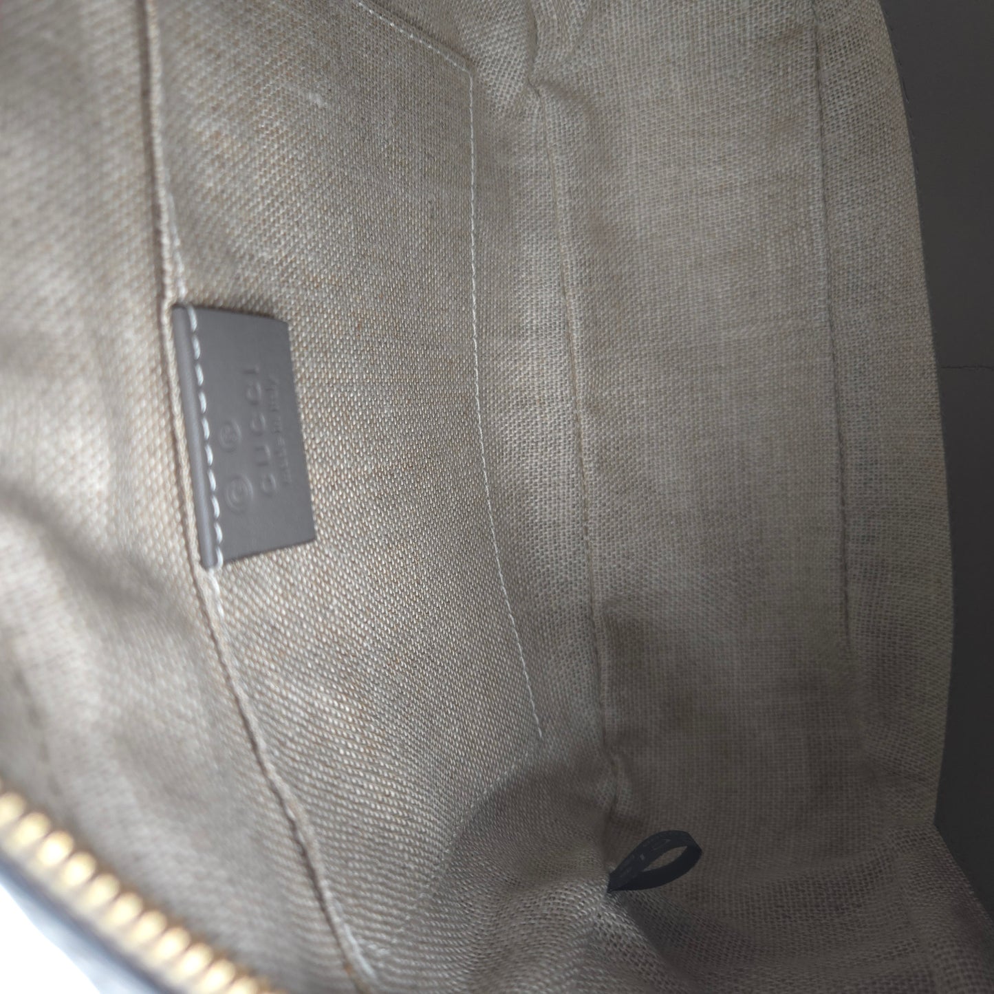 Gucci Microguccissima Leather Bree Grey Crossbody - LIKE NEW