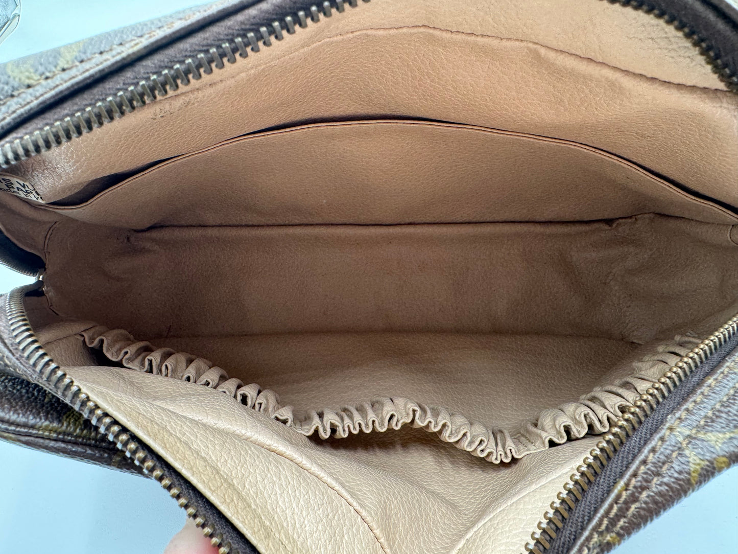 Louis Vuitton Monogram Trousse Toilette 28