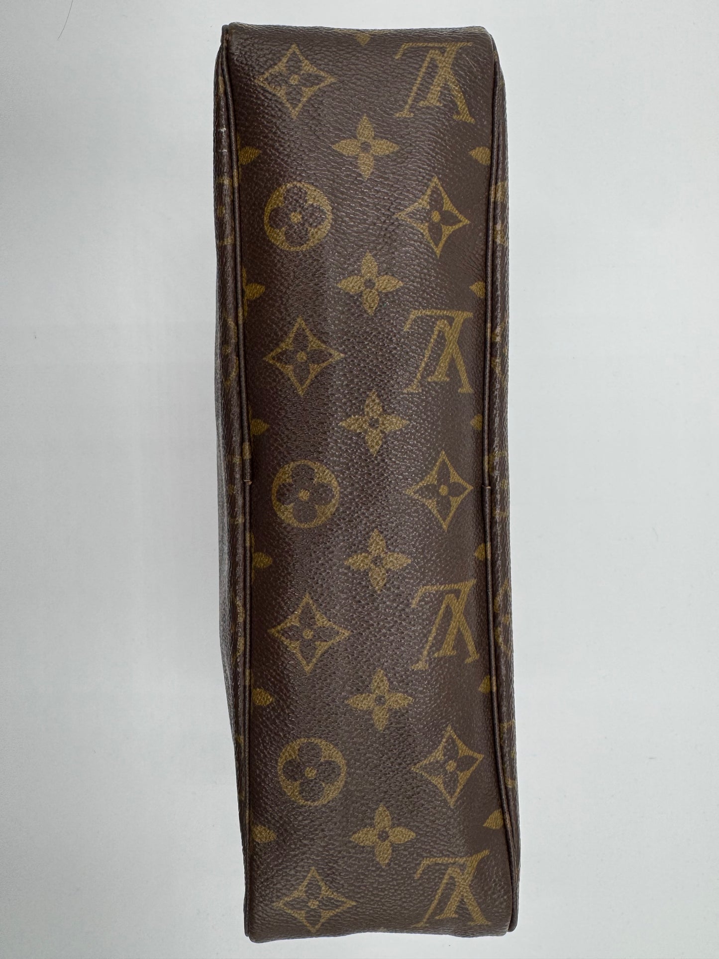 Louis Vuitton Monogram Trousse Toilette 28