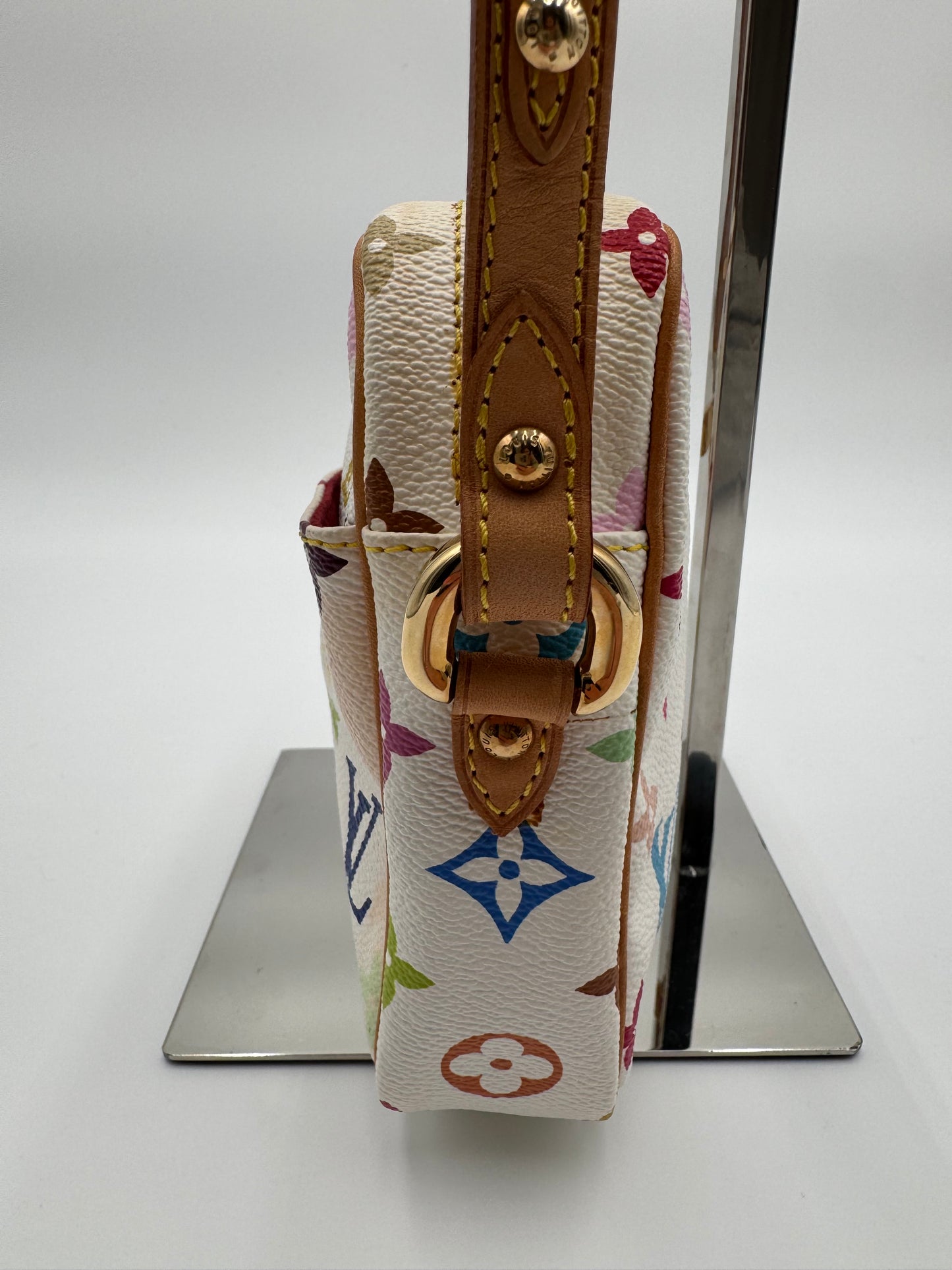 Louis Vuitton Monogram Multicolor Lift Shoulder Bag Pochette Blanc White