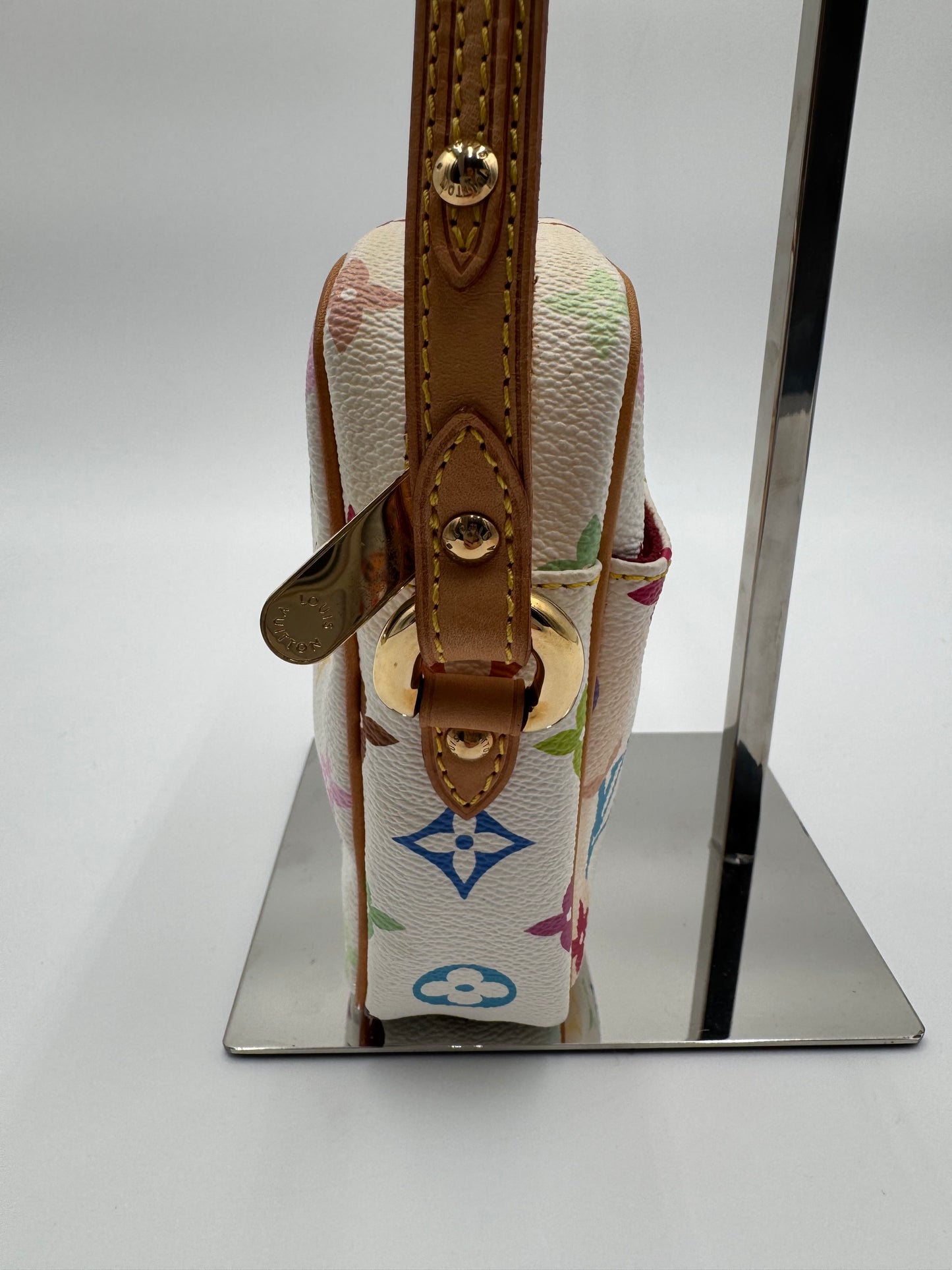 Louis Vuitton Monogram Multicolor Lift Shoulder Bag Pochette Blanc White