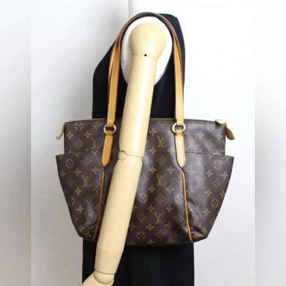 Louis Vuitton Monogram Totally