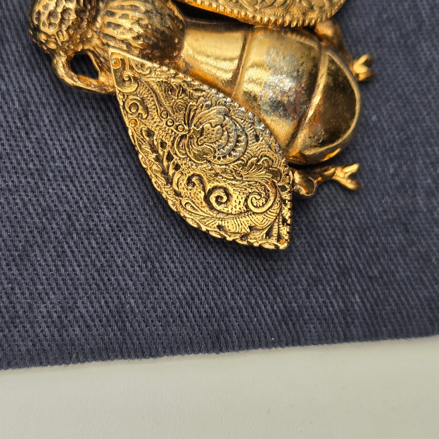 Christian Dior Gold Plated Bee Motif Brooch Golden - Vintage