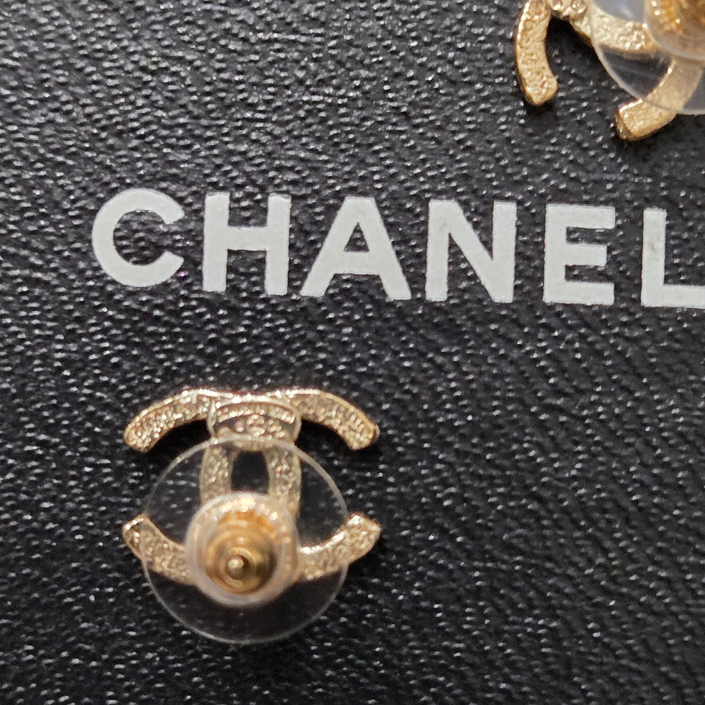 Chanel Earrings CHANEL CC Gold 10P