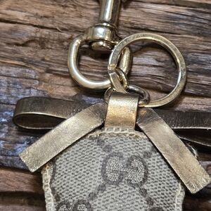 Authentic Gucci GG Plus Guccioli Oliver Dog Pug Keychain Charm