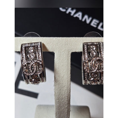 #181 - Chanel Earrings B23