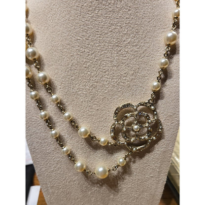 #184 - CHANEL Camellia Faux Pearl Necklace 2013