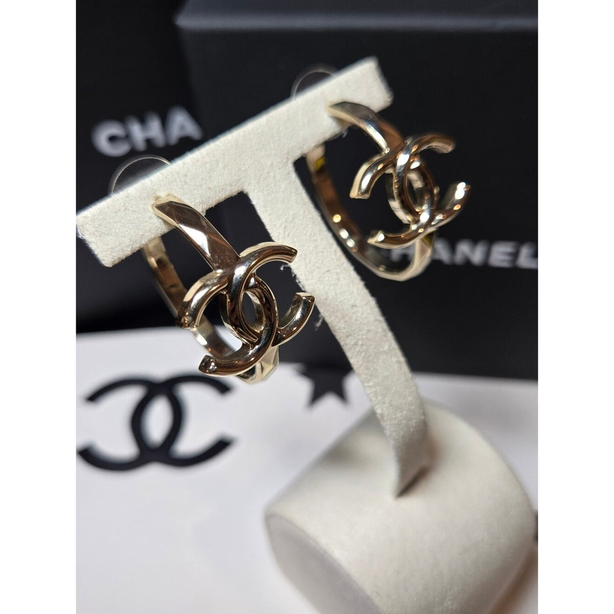 #185 Chanel CC Hoop Earrings Gold 2017 Sprin/Summer
