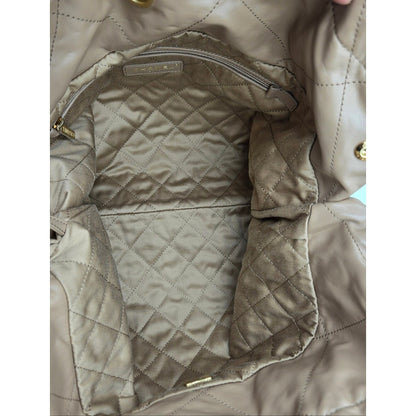 CHANEL 22 - Beige/Tan Medium