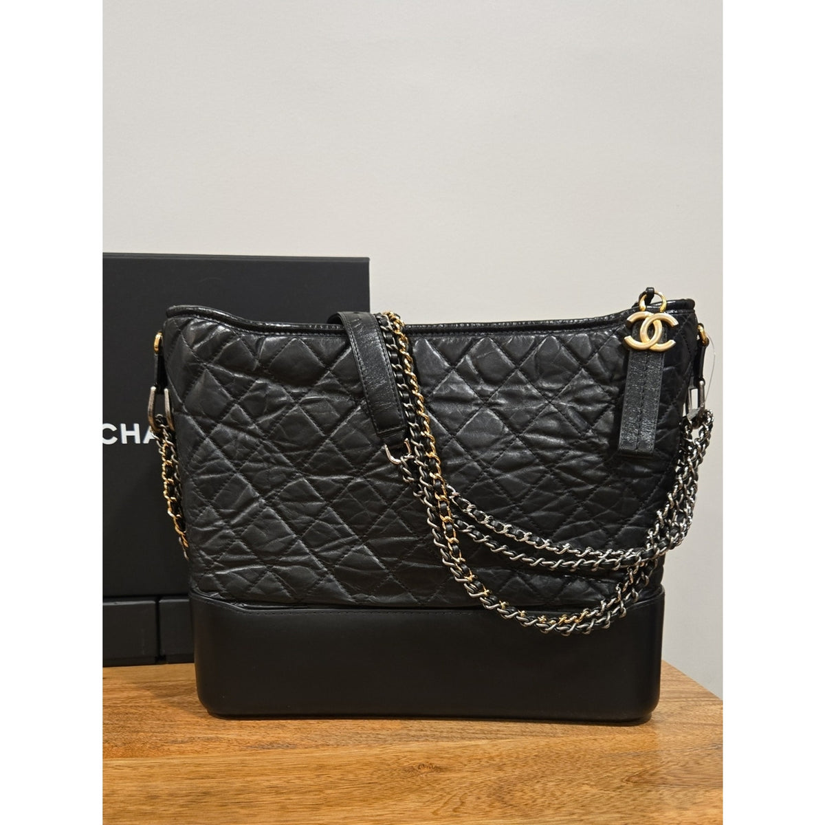 CHANEL Gabrielle Doo Large Vintage calf Chain Shoulder - Black (2017-2018)