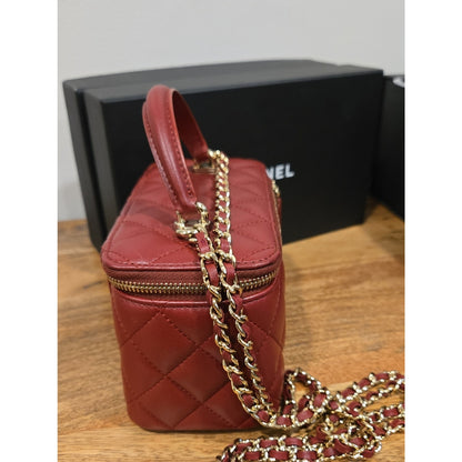 CHANEL Vanity With Chain / Crossbody, Burgundy