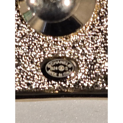 #134 - CHANEL Metal Strass Pin Brooch ABD441, pink bag with rhinestones