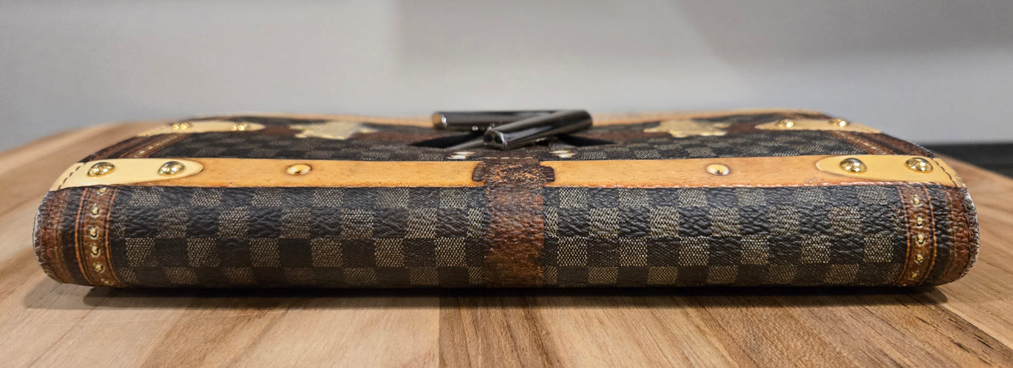 Louis Vuitton Portefeuille Sarah Twist Damier Wallet