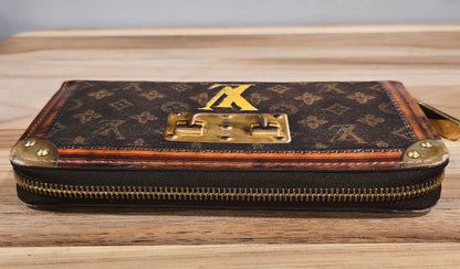 Louis Vuitton Monogram Trunk Time Wallet  - LIMITED EDITIION