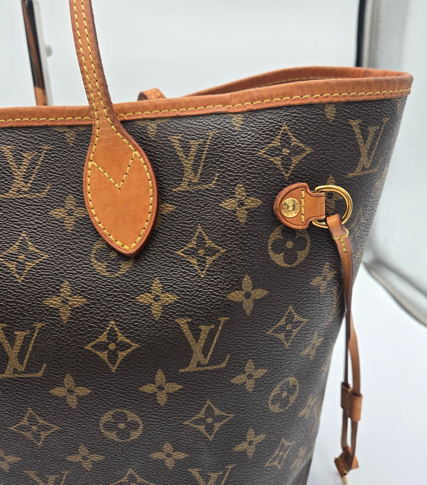 Louis Vuitton Monogram MM Neverfull - COA included