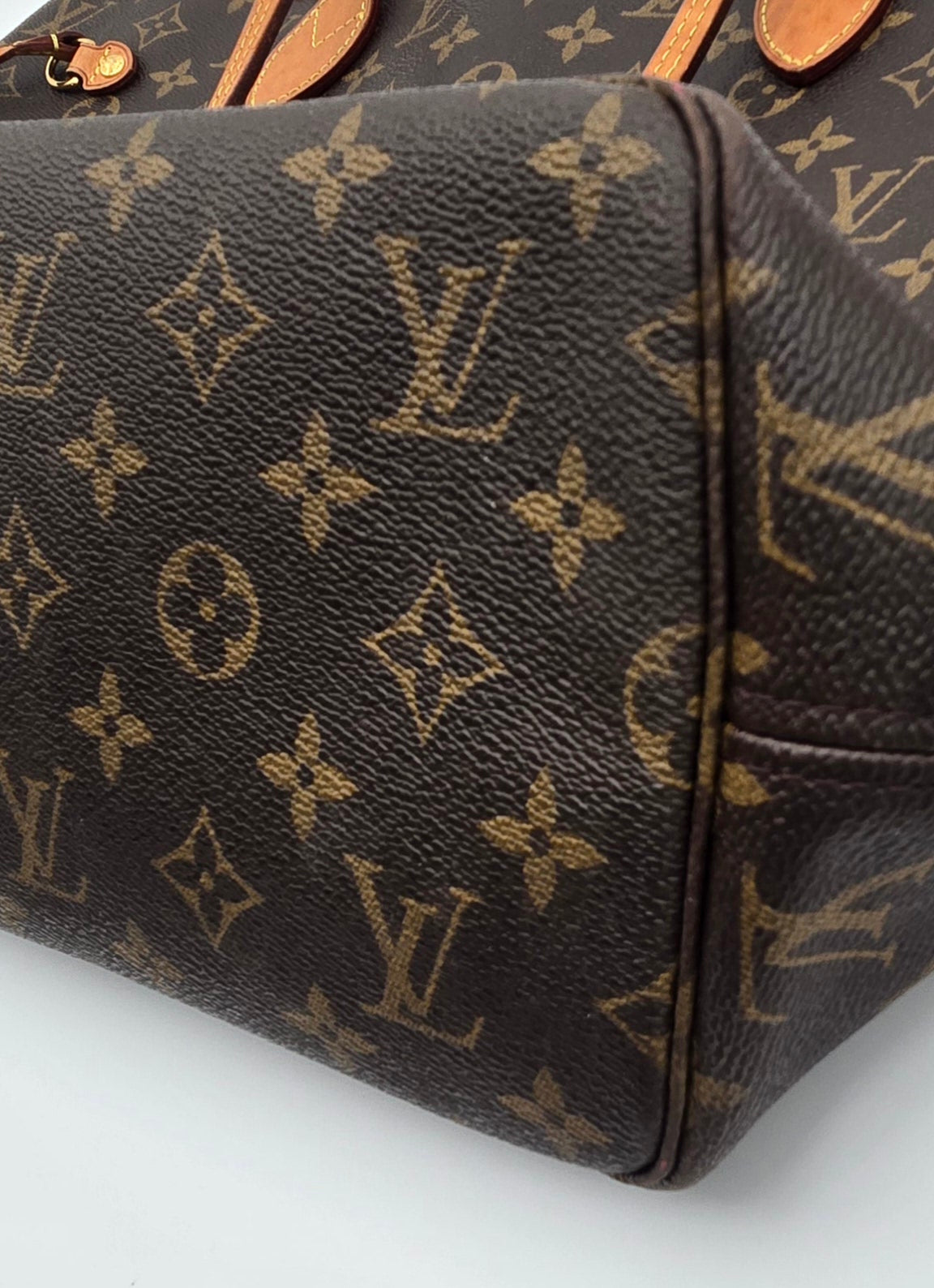 Louis Vuitton Monogram MM Neverfull - COA included