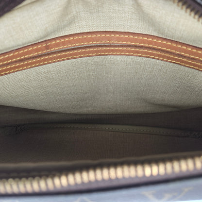 Louis Vuitton Monogram Reporter PM Crossbody/Shoulder Bag