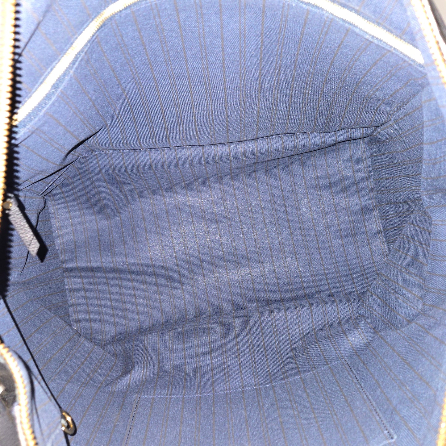 Louis Vuitton Monogram Empreinte Lumineuse GM - Infini Dark Navy Bag/Tote