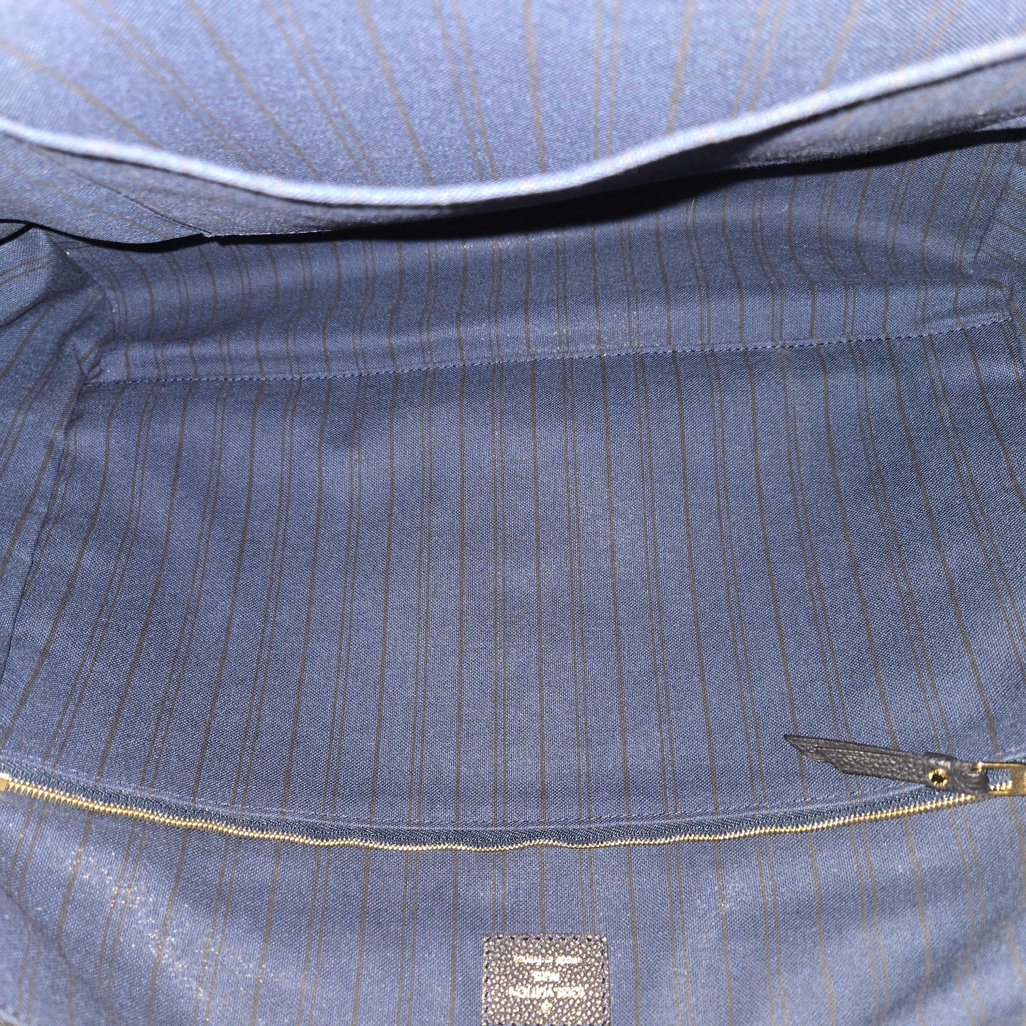 Louis Vuitton Monogram Empreinte Lumineuse GM - Infini Dark Navy Bag/Tote