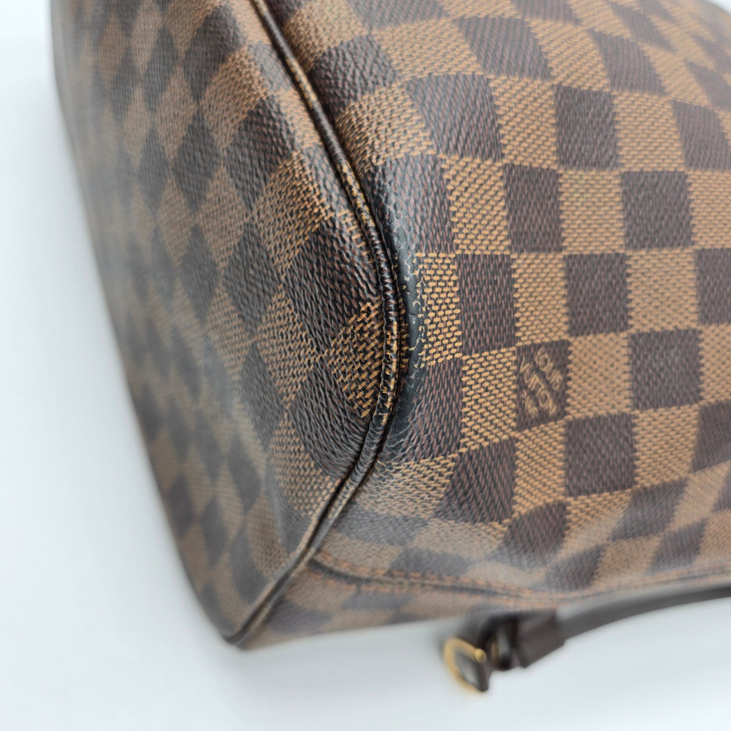 Louis Vuitton Damier Neverfull MM Tote Bag - LIKE NEW