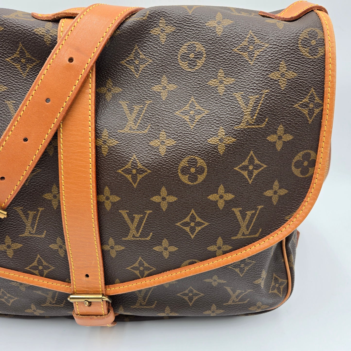 Louis Vuitton LV Monogram Saumur 35 - VINTAGE
