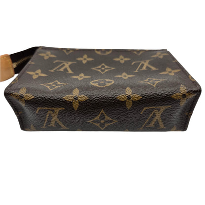 Louis Vuitton Monogram Poche Toilette 15 Pouch M47546