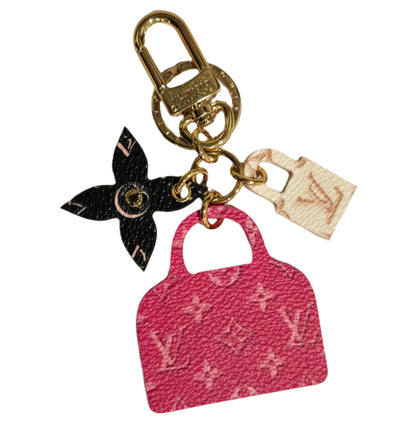 LOUIS VUITTON Louis Vuitton Illustre Back to School Alma Monogram Keychain