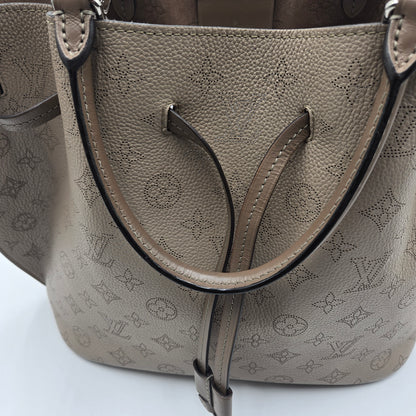 Louis Vuitton Mahina Girolata 2-WAY Shoulder Bag Galle M54403