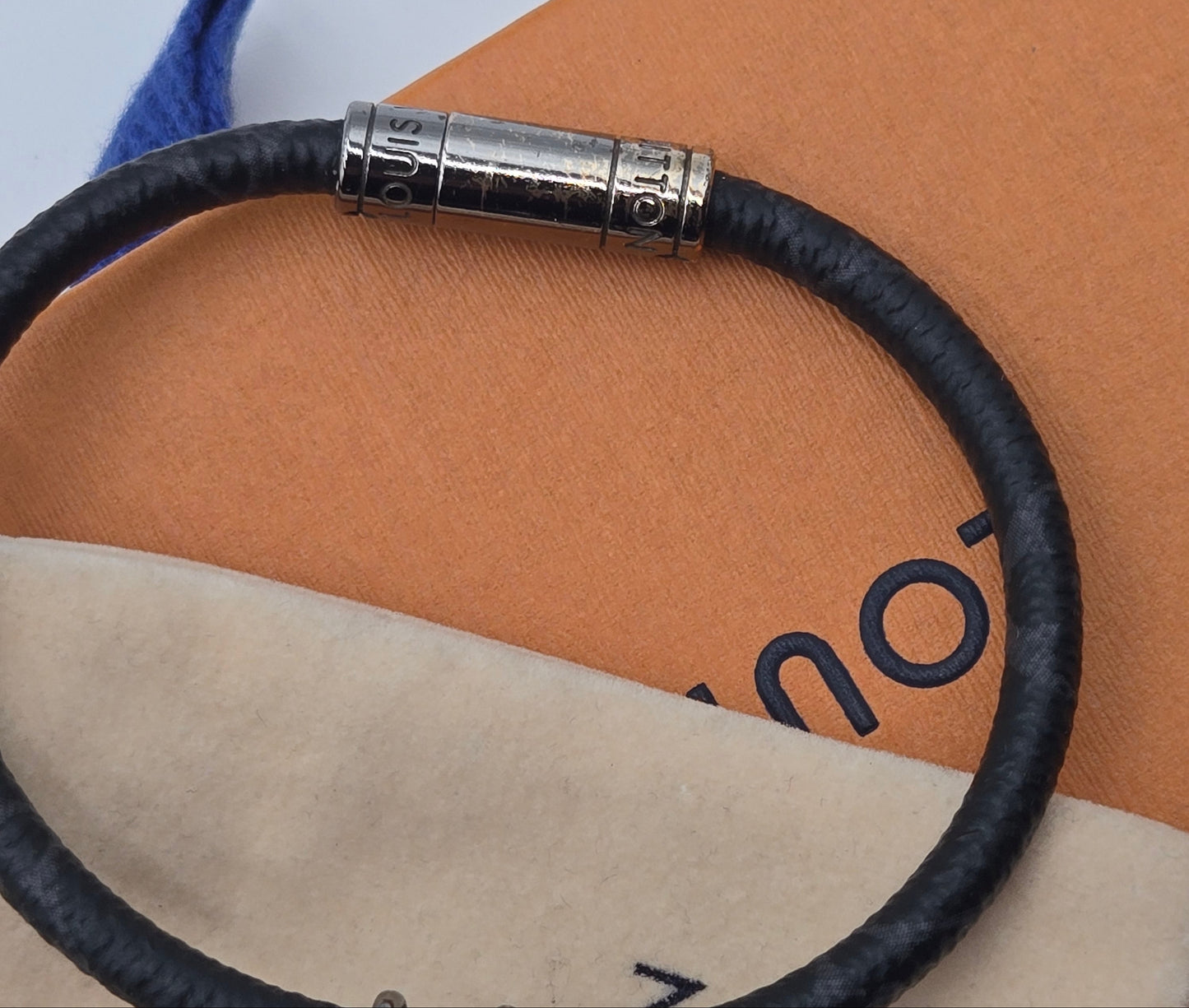 Louis Vuitton Monogram Eclipse Hang It Bracelet M8002E