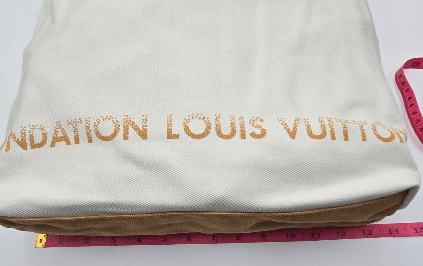 Louis Vuitton Authentic Fondation Exclusive Shoulder Tote Bag Canvas White 3851C