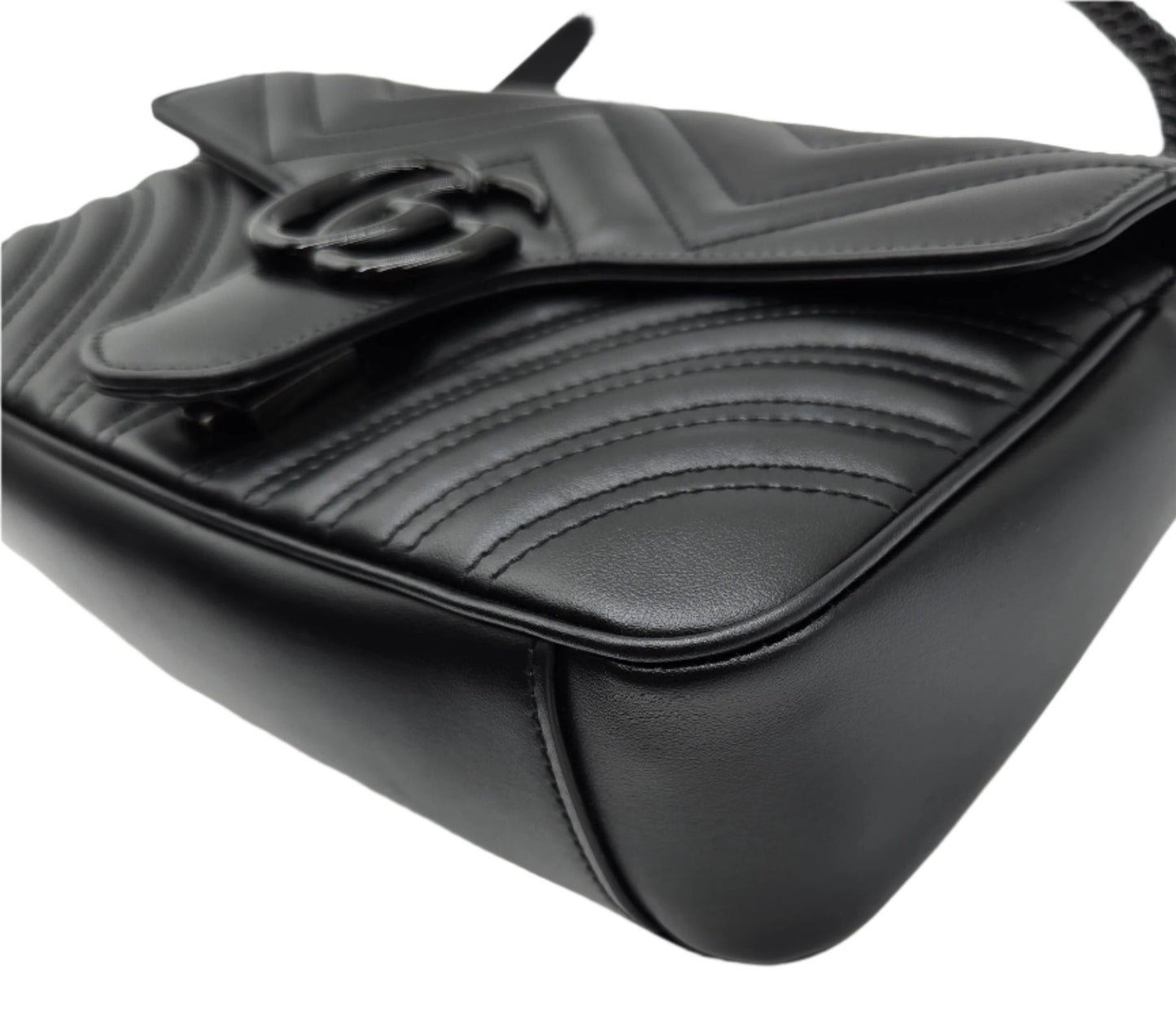 GG Marmont medium shoulder bag / Crossbody Style ‎443497 - NEW