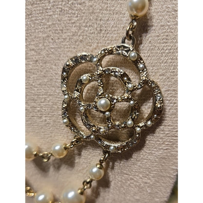 #184 - CHANEL Camellia Faux Pearl Necklace 2013