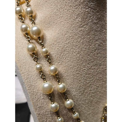#184 - CHANEL Camellia Faux Pearl Necklace 2013