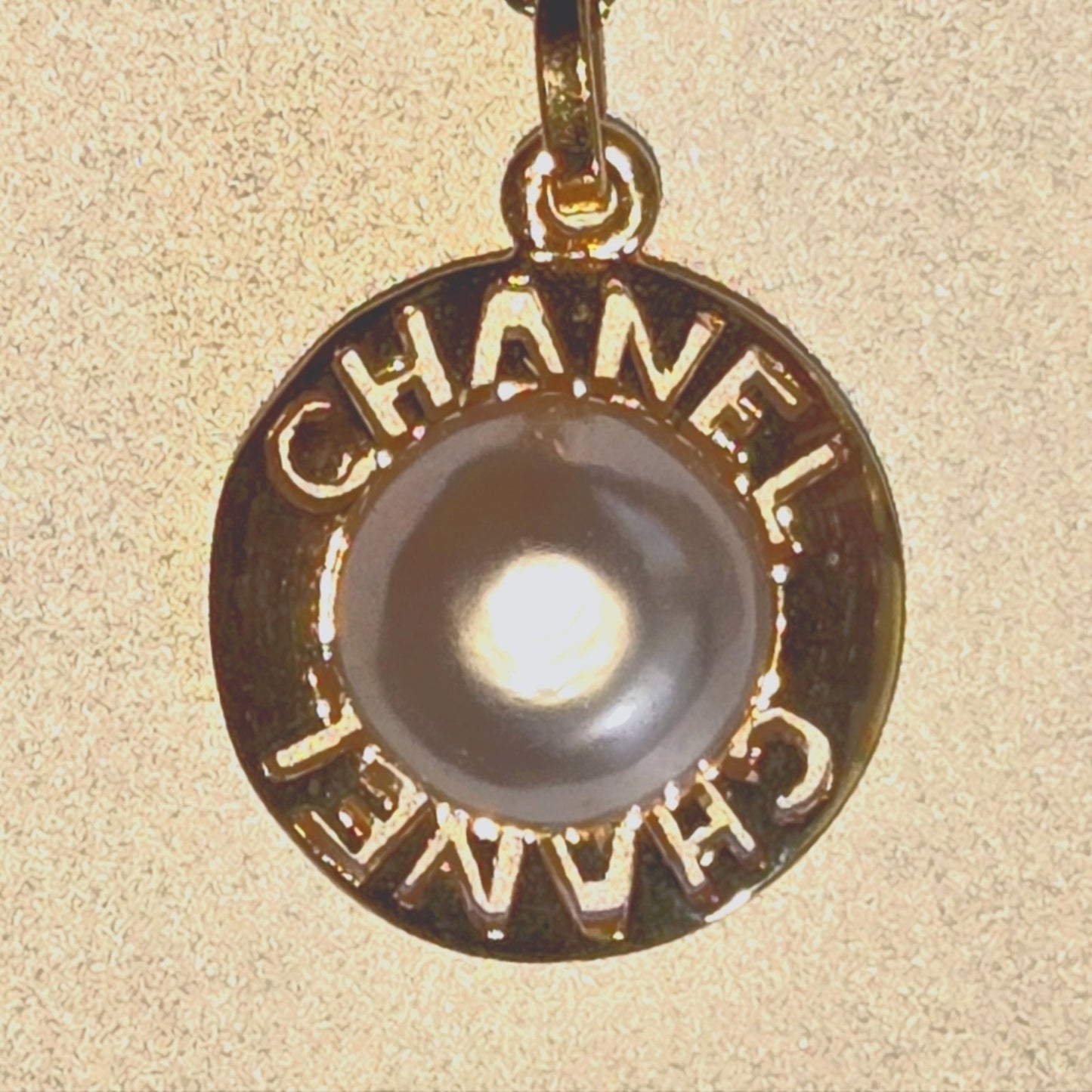 #51 AUTHENTIC Chanel Necklace Circle GP Plated Fake Pearl Gold