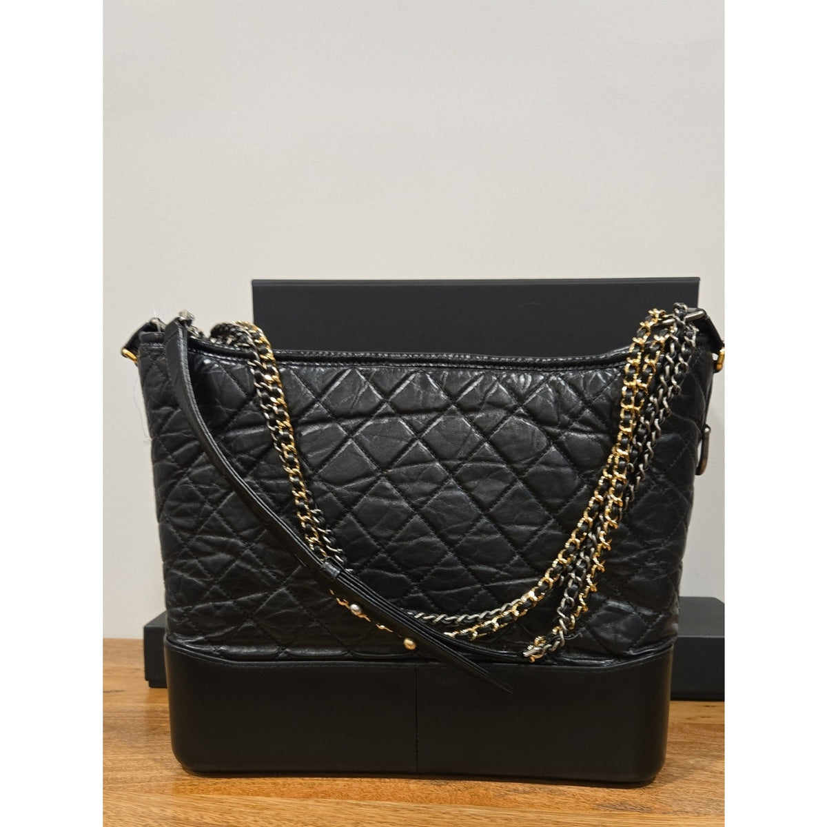 CHANEL Gabrielle Doo Large Vintage calf Chain Shoulder - Black (2017-2018)