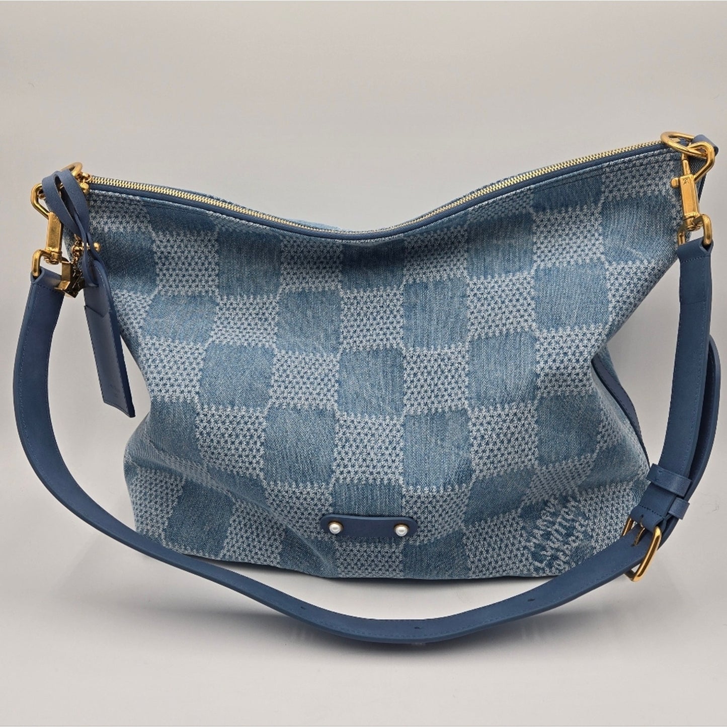 NWT - Louis Vuitton Damier Denim Vagabond Hobo Blue, COA included