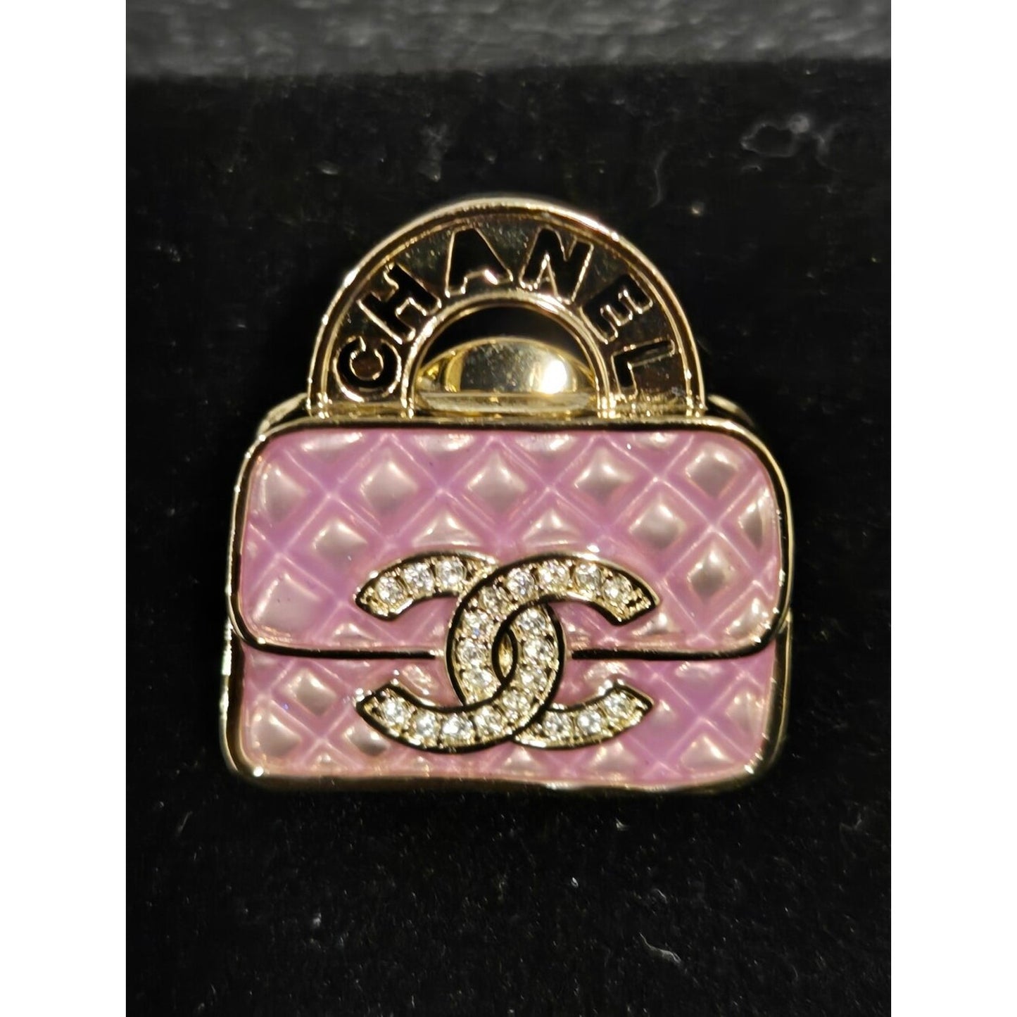 #134 - CHANEL Metal Strass Pin Brooch ABD441, pink bag with rhinestones