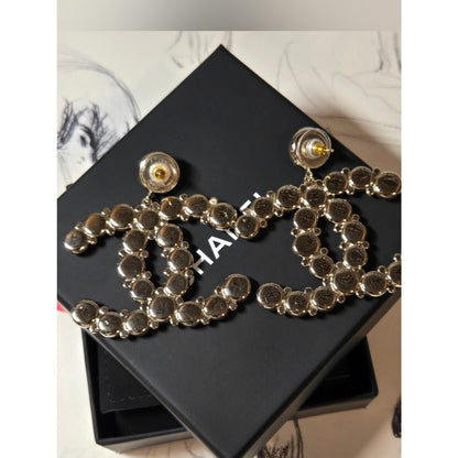 #200 - CHANEL B2019 Pearl & Strass CC Drop Earrings