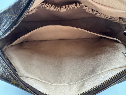 Louis Vuitton Monogram Trousse Toilette 28