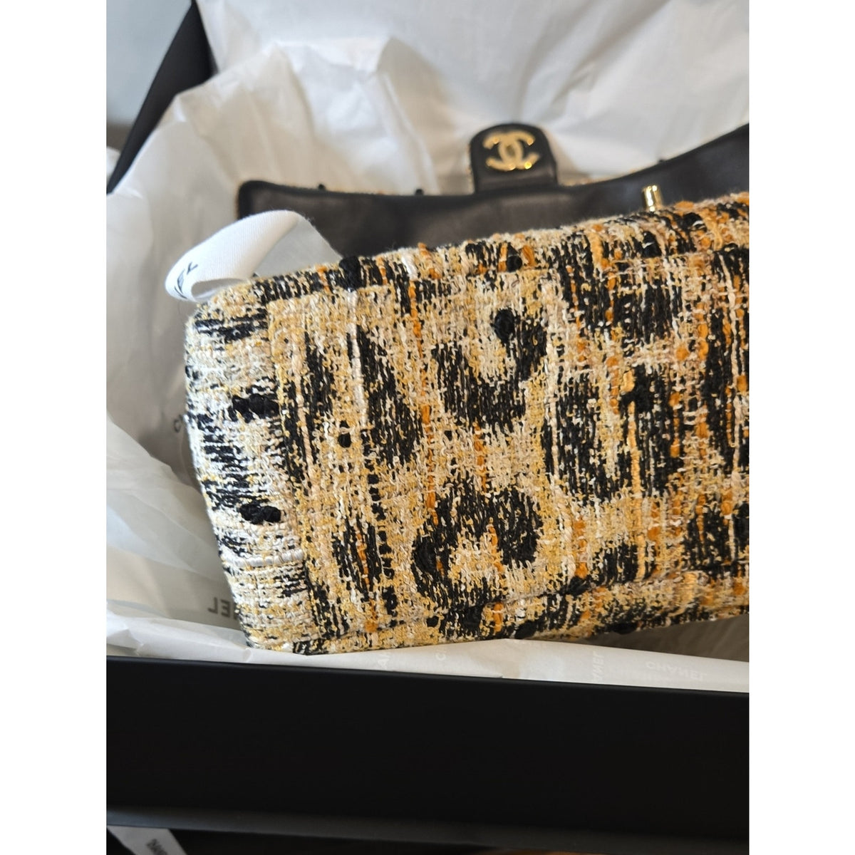 CHANEL Maxi Flap 38cm 2026 - Cheetah
