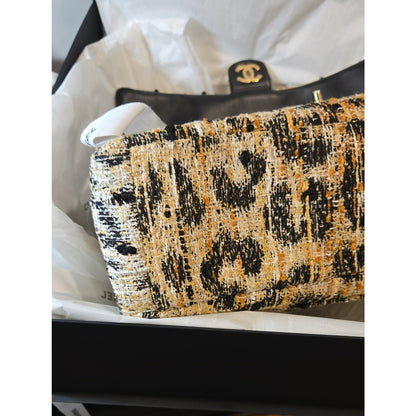 CHANEL Maxi Flap 38cm 2026 - Cheetah