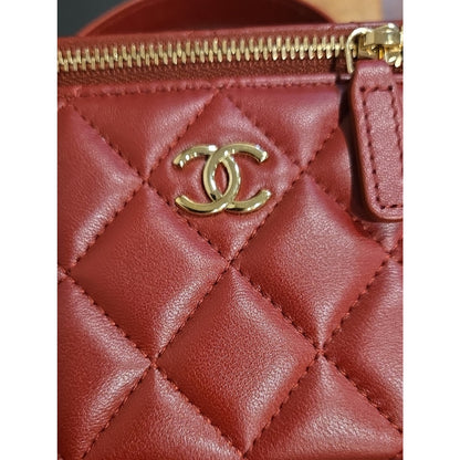 CHANEL Vanity With Chain / Crossbody, Burgundy
