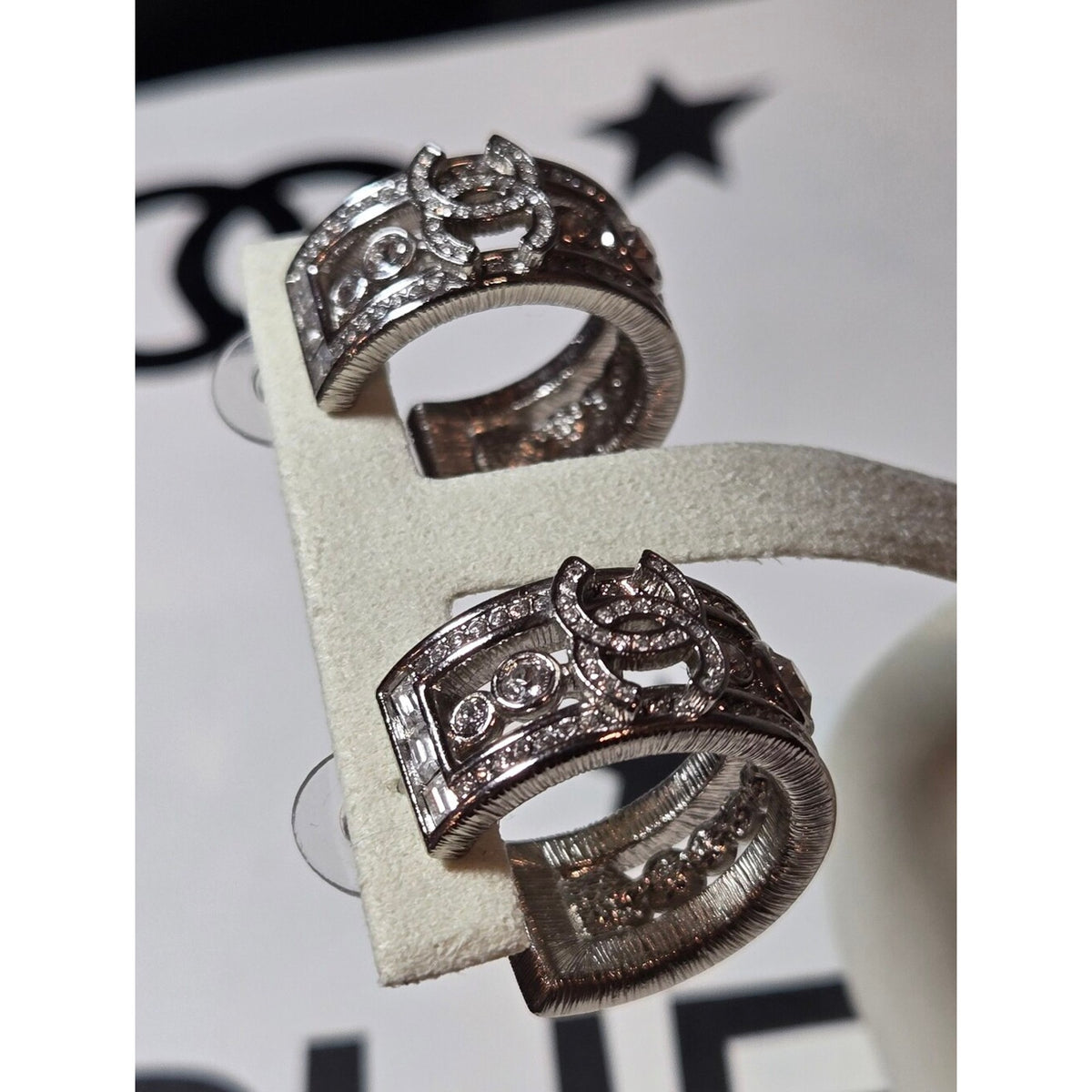 #181 - Chanel Earrings B23
