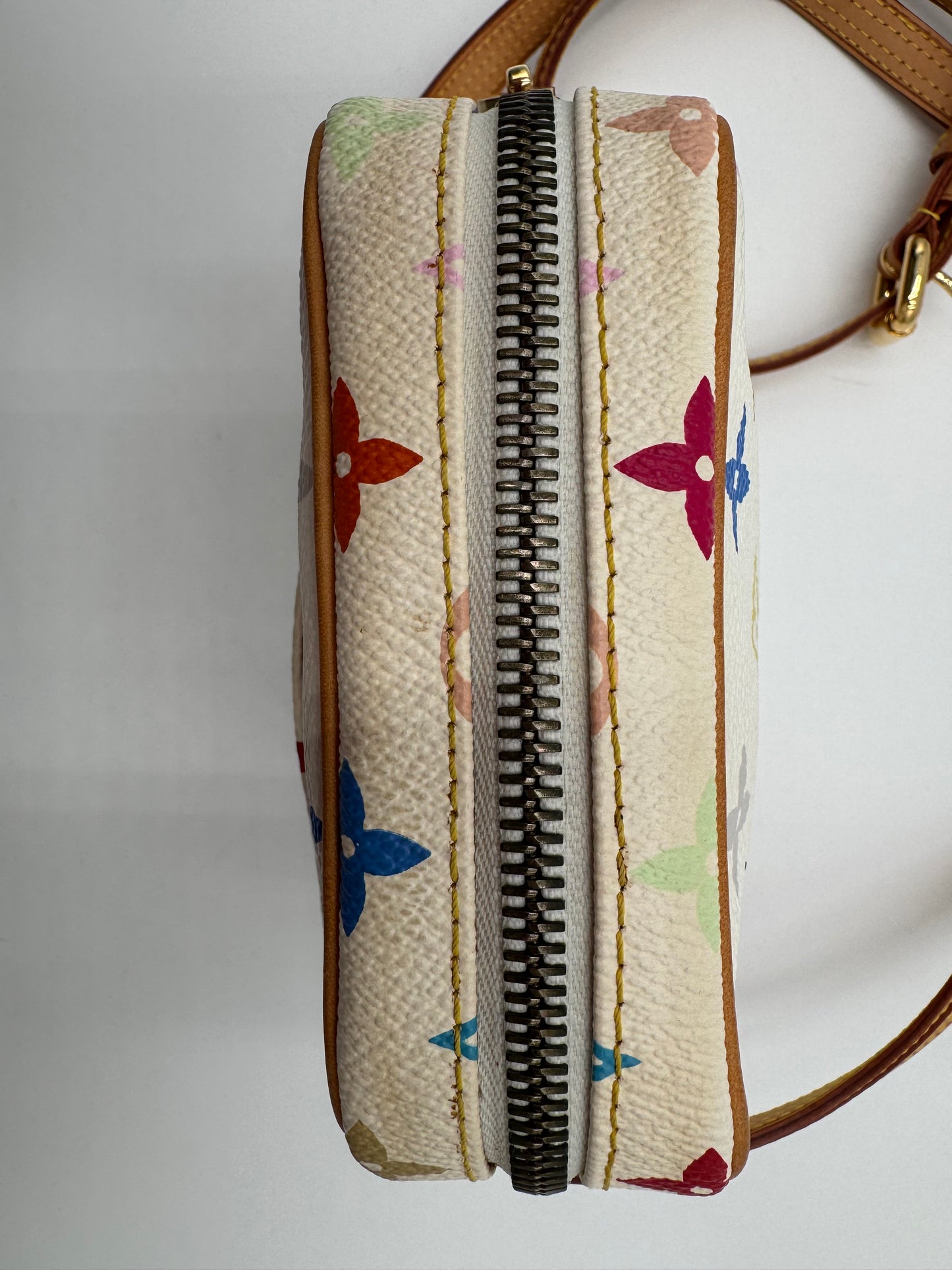 Louis Vuitton Monogram Multicolor Lift Shoulder Bag Pochette Blanc White